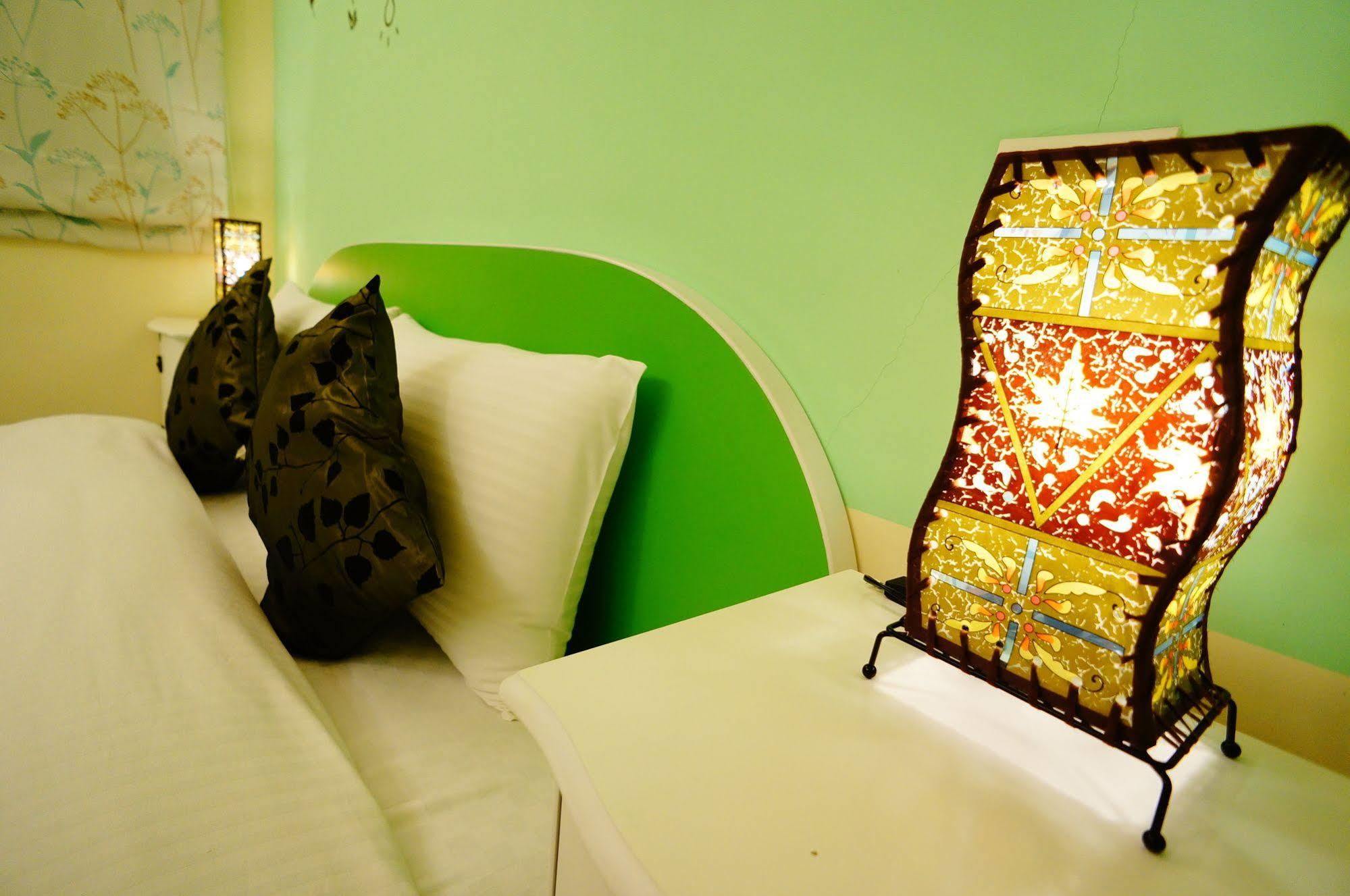 Sweet Rainbow B&B Hualien Buitenkant foto