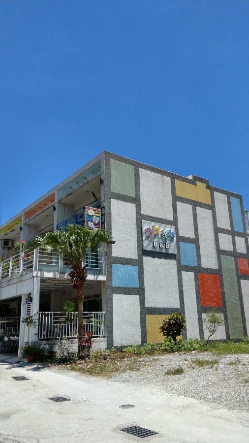 Sweet Rainbow B&B Hualien Buitenkant foto